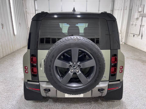 2022 Land Rover Defender 90 X-Dynamic HSE