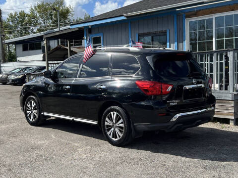 2017 Nissan Pathfinder S