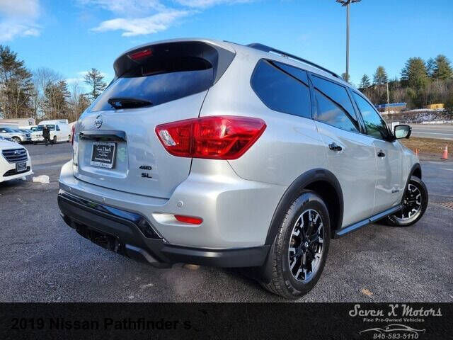 2019 Nissan Pathfinder S