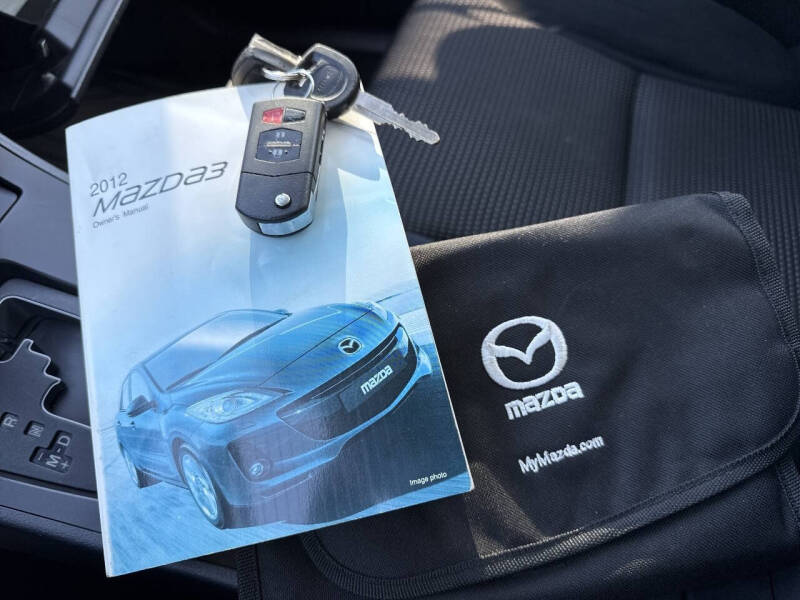 2012 Mazda MAZDA3 i Sport