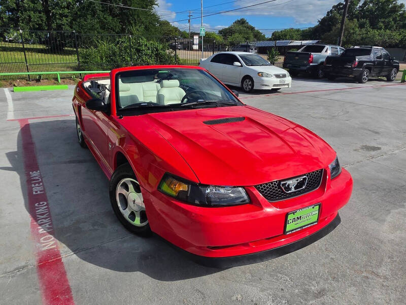 2000 Ford Mustang