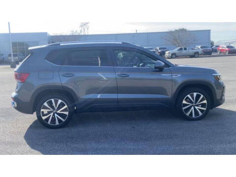 2024 Volkswagen Taos SE