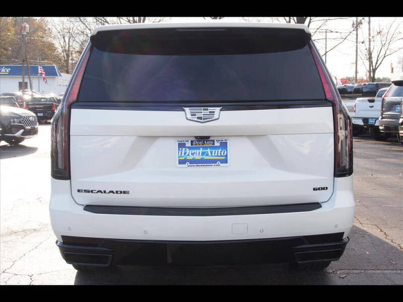 2023 Cadillac Escalade ESV Sport Platinum