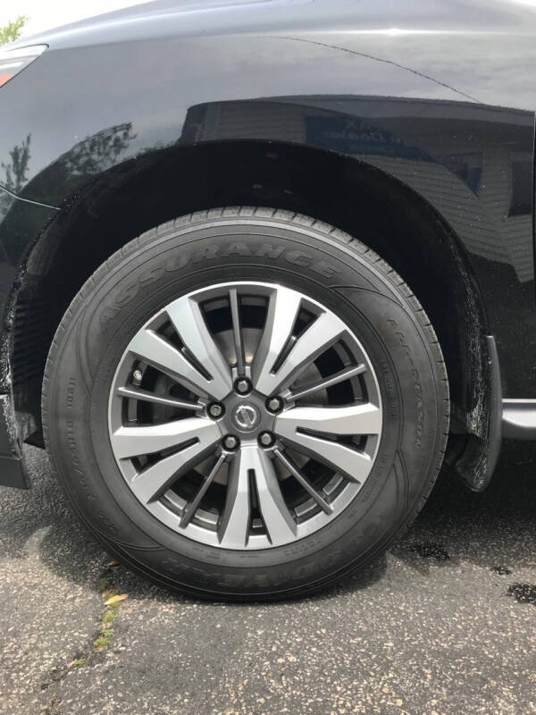 2017 Nissan Pathfinder S