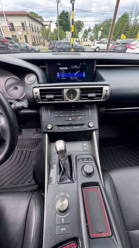 2016 Lexus IS 300