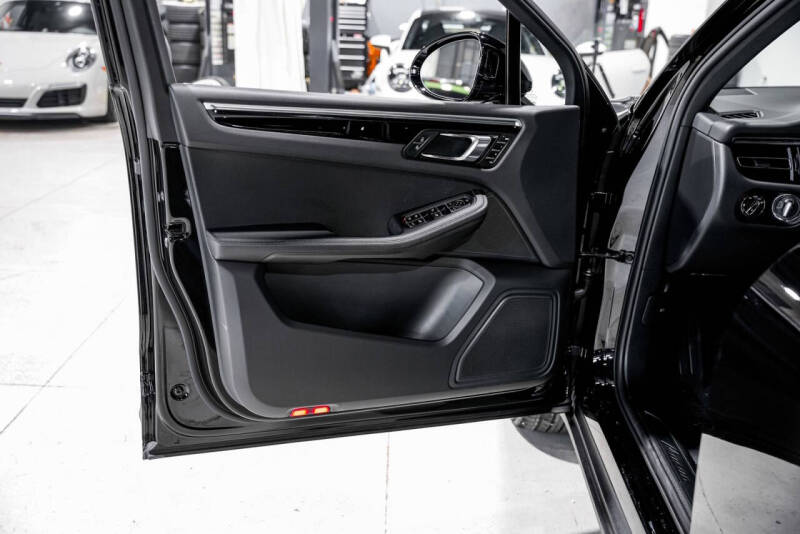 2024 Porsche Macan
