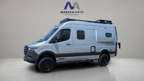 2022 Mercedes Sprinter Van Winnebago