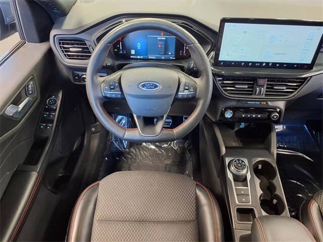 2023 Ford Escape ST-Line Select