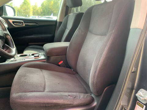 2014 Nissan Pathfinder SV