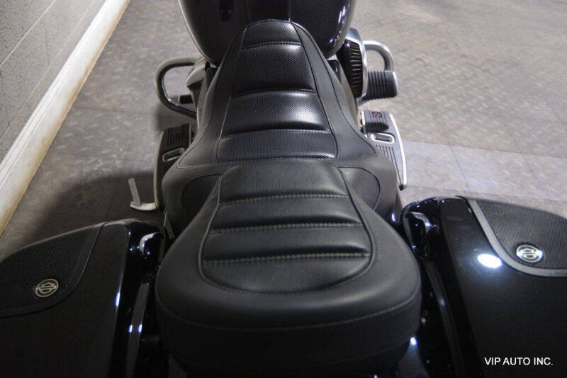 2020 Harley-Davidson FLHXSe