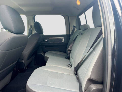 2023 RAM 1500 Classic SLT
