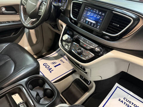 2018 Chrysler Pacifica Touring L