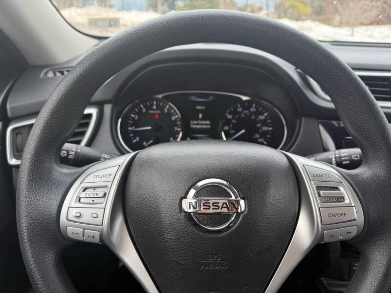 2015 Nissan Rogue SV