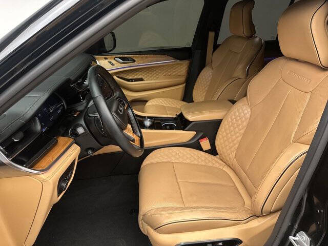 2024 Jeep Grand Cherokee Summit