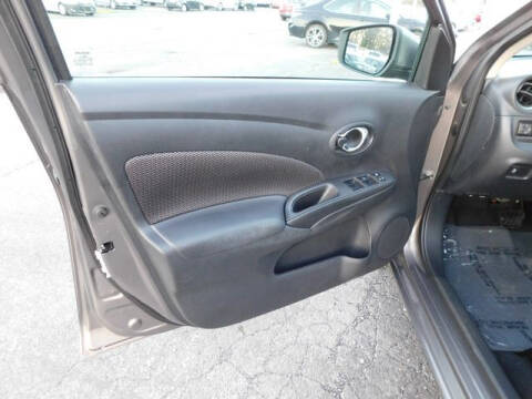 2017 Nissan Versa 1.6 S