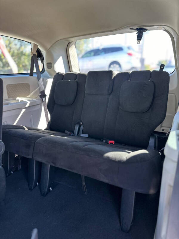 2016 Dodge Grand Caravan American Value Package