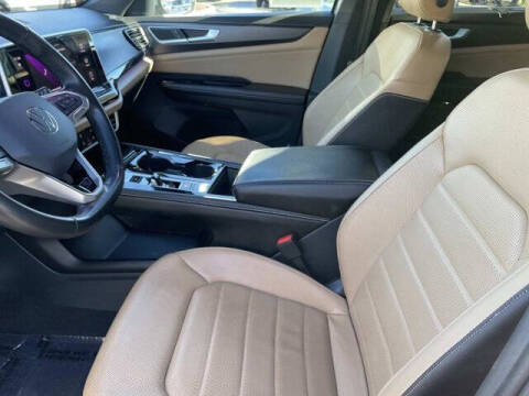 2024 Volkswagen Atlas Cross Sport SEL R-Line 4Motion