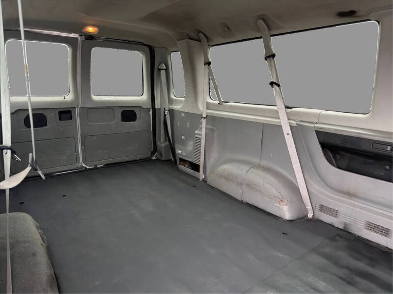 2011 Ford E-Series