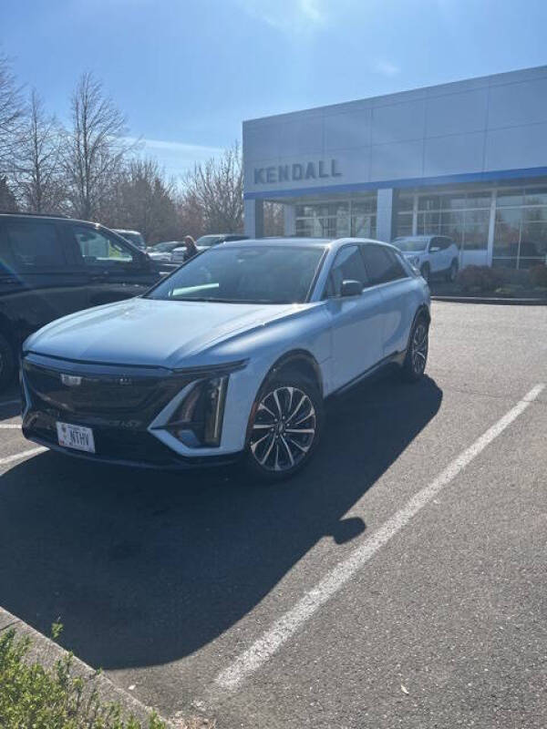 2024 Cadillac LYRIQ Sport 1