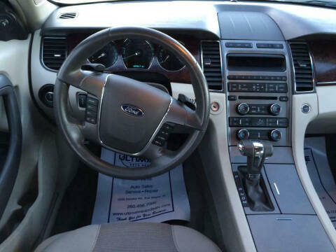 2011 Ford Taurus SEL