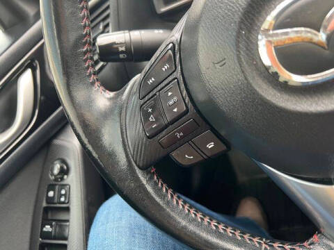 2016 Mazda MAZDA3 i Touring