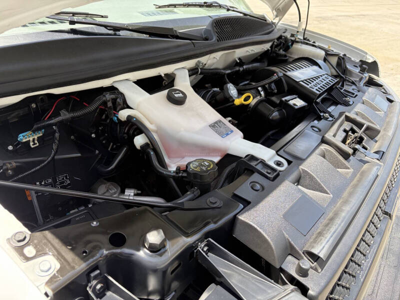 2020 Chevrolet Express LS 3500