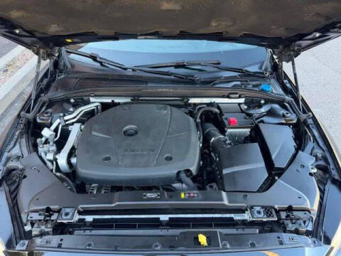 2021 Volvo S60 T5 Momentum