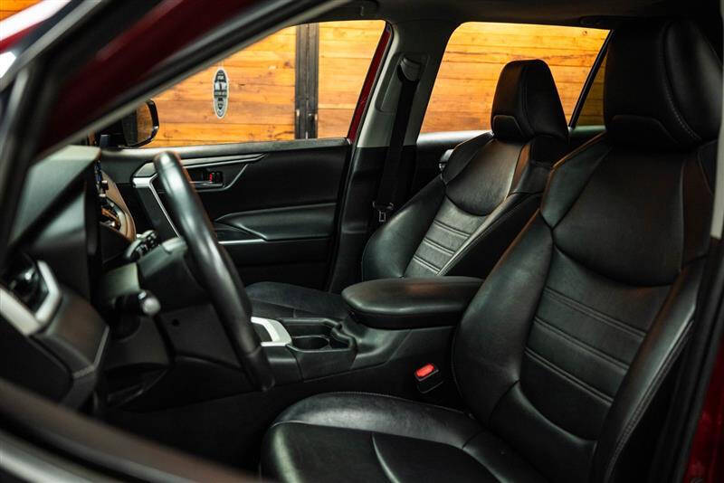 2019 Toyota RAV4 XLE Premium