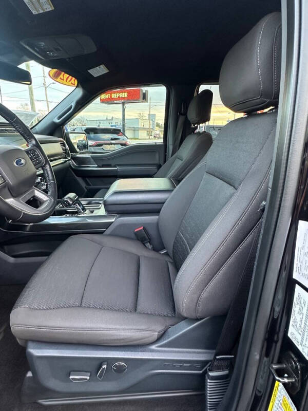 2021 Ford F-150 XLT photo 14