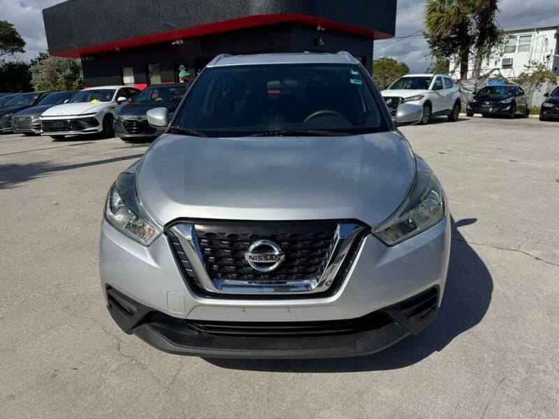 2020 Nissan Kicks SV