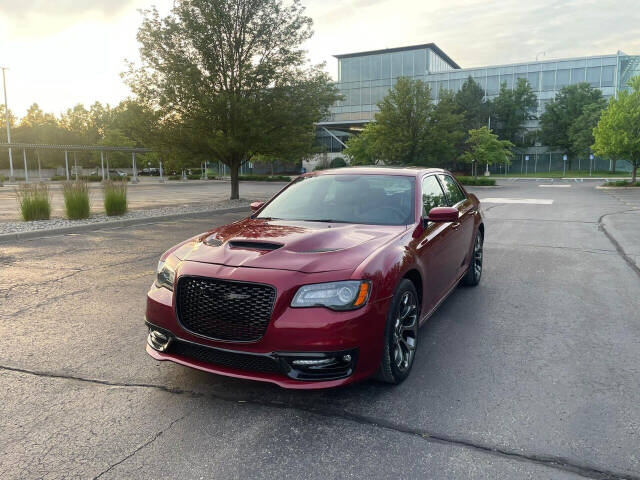 2014 Chrysler 300 for sale at ZAKS AUTO INC in Detroit, MI