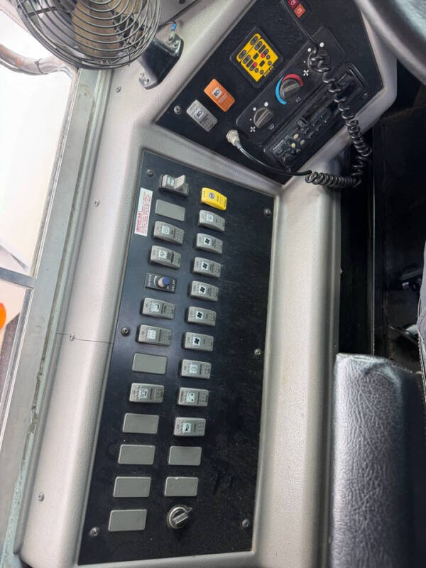 2007 Freightliner FS65 Chassis