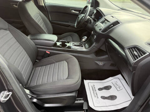 2016 Ford Edge SE