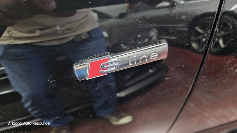 2017 Audi A4 2.0T quattro Prestige