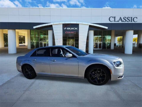 2023 Chrysler 300 S V6
