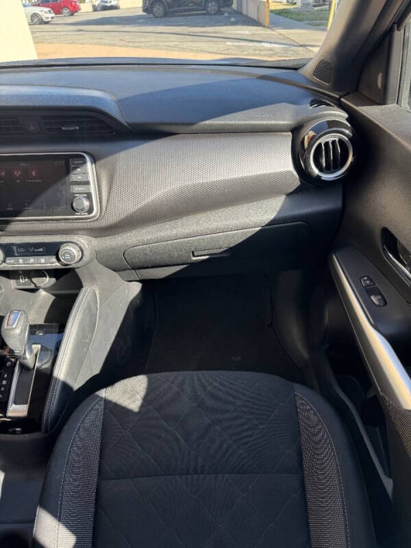 2018 Nissan Kicks SV