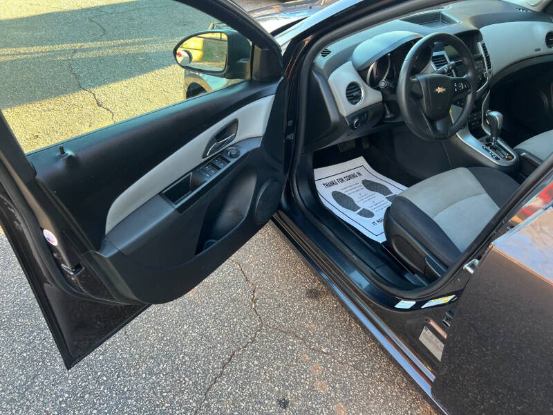 2014 Chevrolet Cruze LS Auto