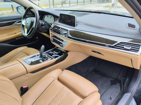 2016 BMW 7 Series 740i