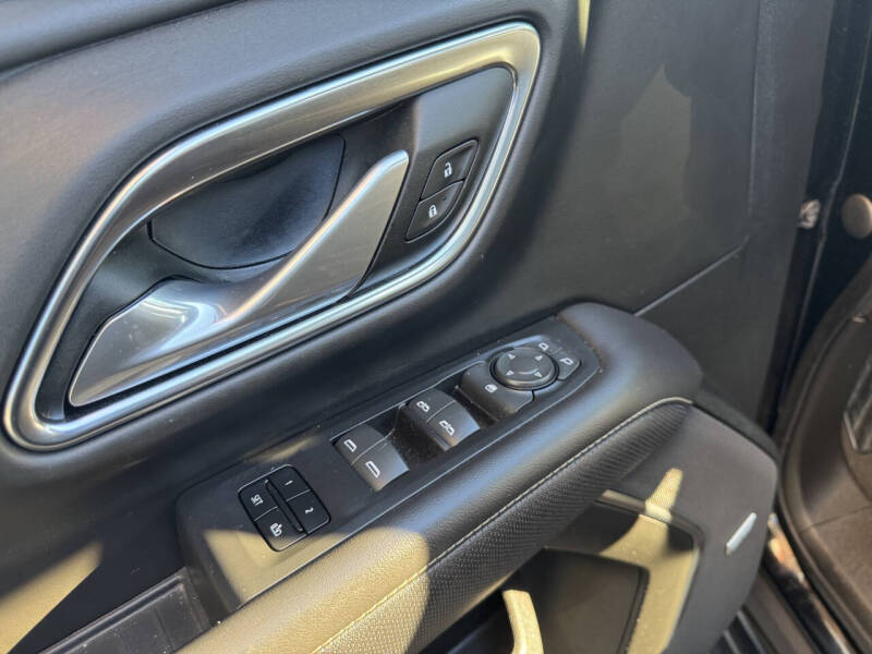 2021 GMC Yukon XL SLT