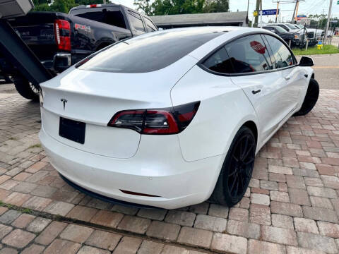 2021 Tesla Model 3 Standard Range Plus