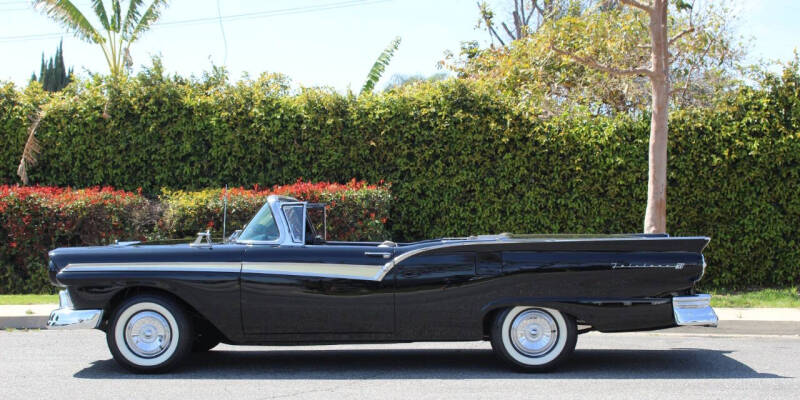 1957 Ford Fairlane 500