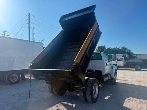 2006 Ford F-750 Super Duty