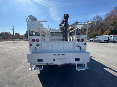 2007 Freightliner M2 106