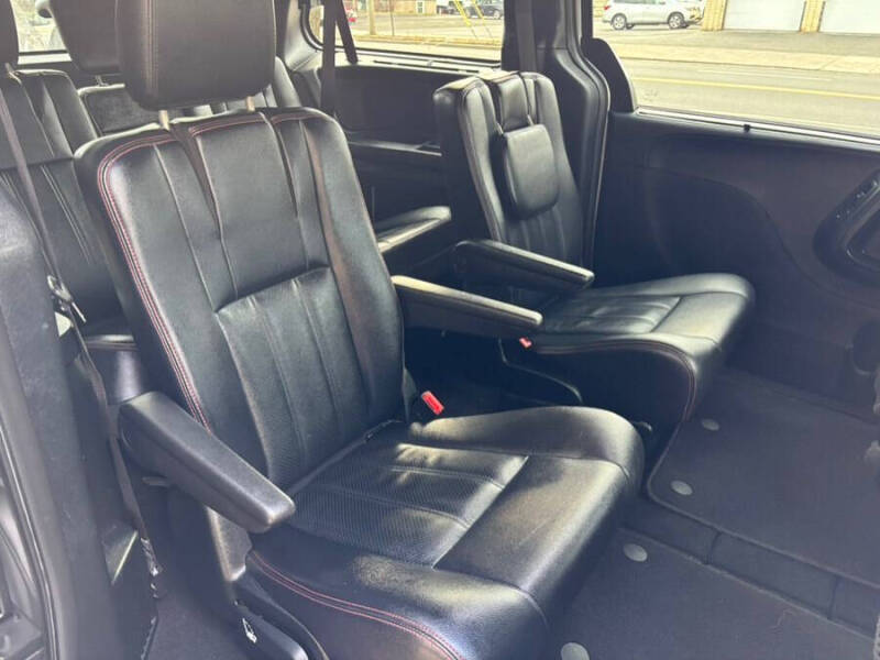 2017 Dodge Grand Caravan GT