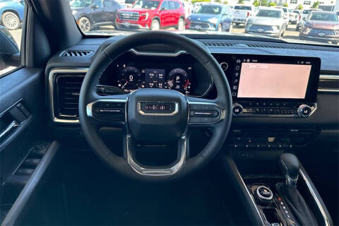 2025 GMC Canyon Elevation