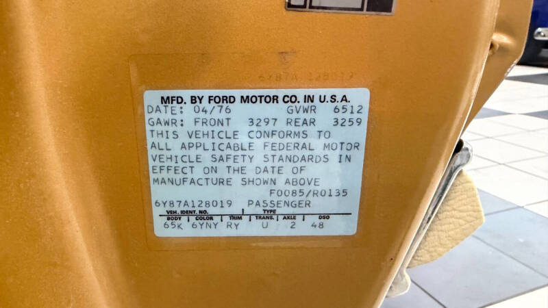 1976 Ford Thunderbird