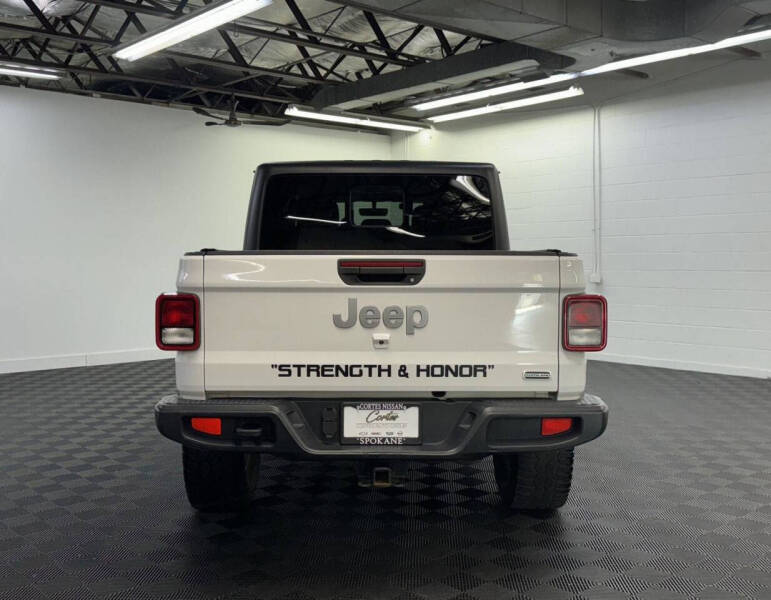 2020 Jeep Gladiator Overland