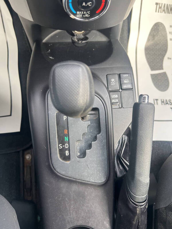 2013 Scion iQ