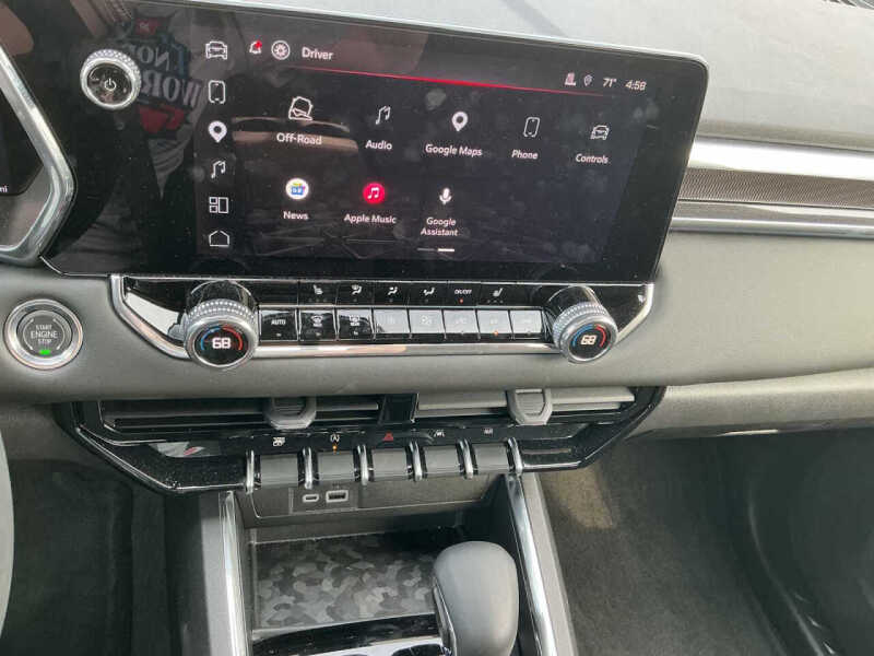 2026 GMC Canyon Elevation