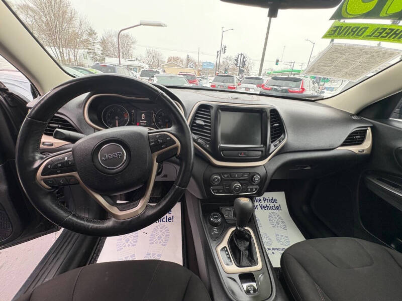 2017 Jeep Cherokee Latitude